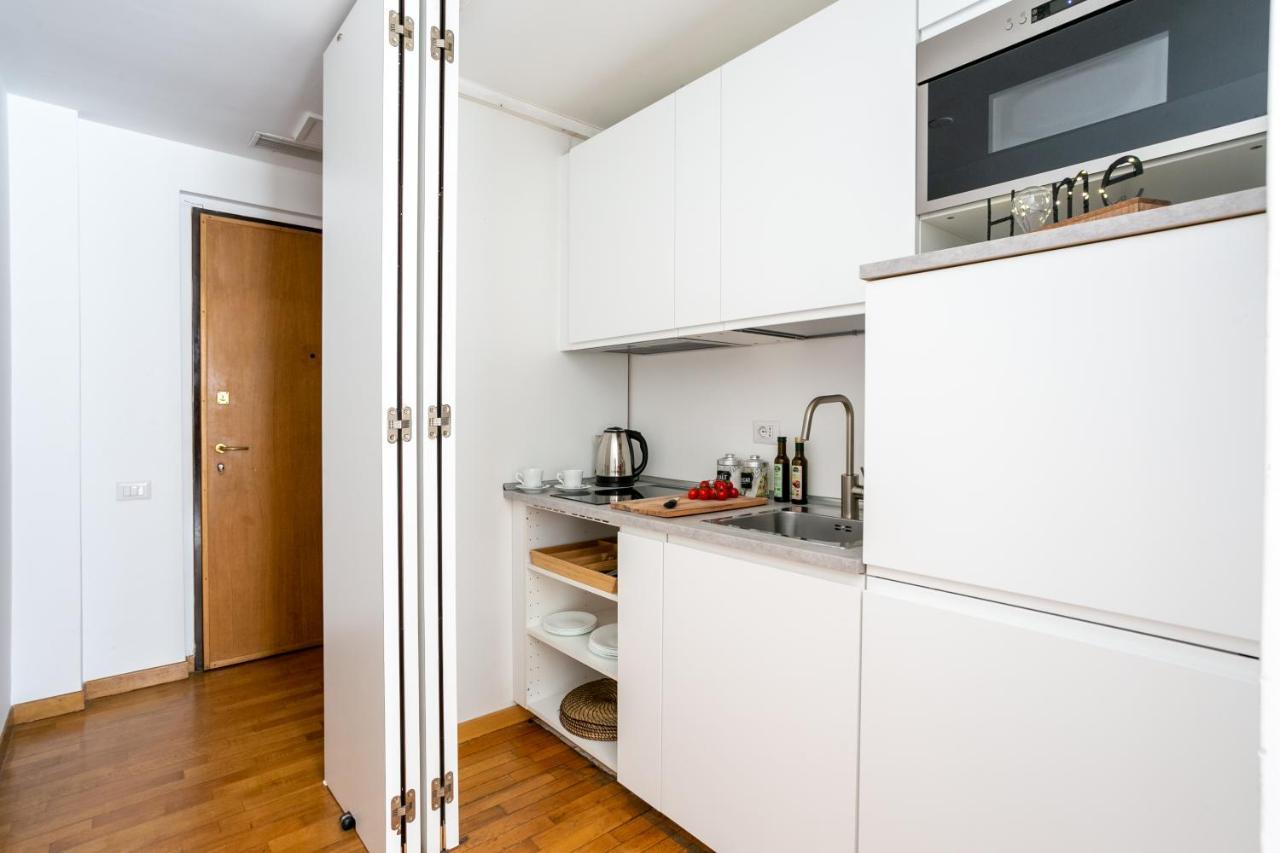 Апартаменты Frezza House Rome Center Экстерьер фото